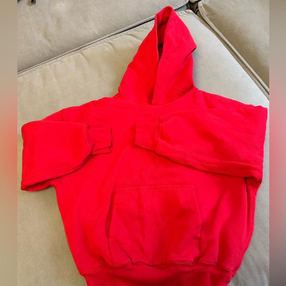 Yeezy kids red hoodie, size Youth Large
